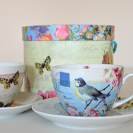 Set aus zwei Cappuccinotassen - Vintage