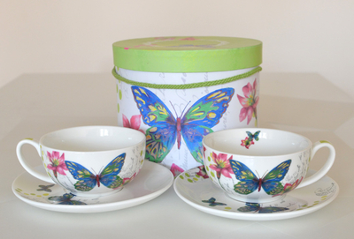 Set aus zwei Teetassen - Schmetterlinge