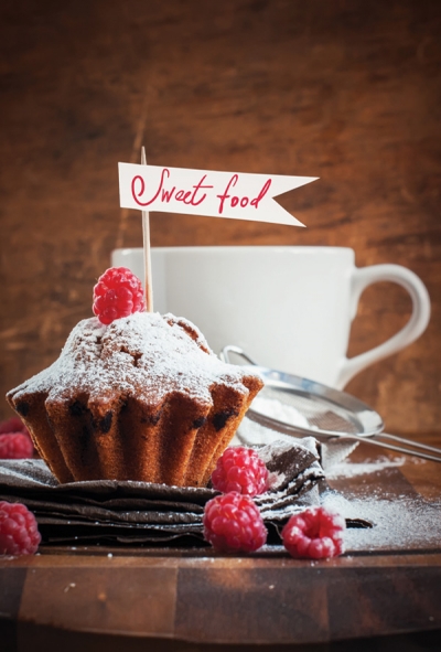 Napfkuchen mit Himbeeren