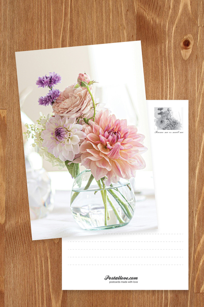 Sommerstrauß mit Dahlien