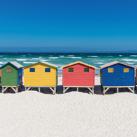 Bunte Häuser am Strand